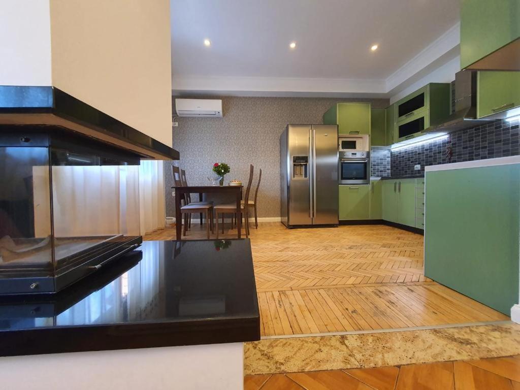 Noemi Apartment تيرانا المظهر الخارجي الصورة